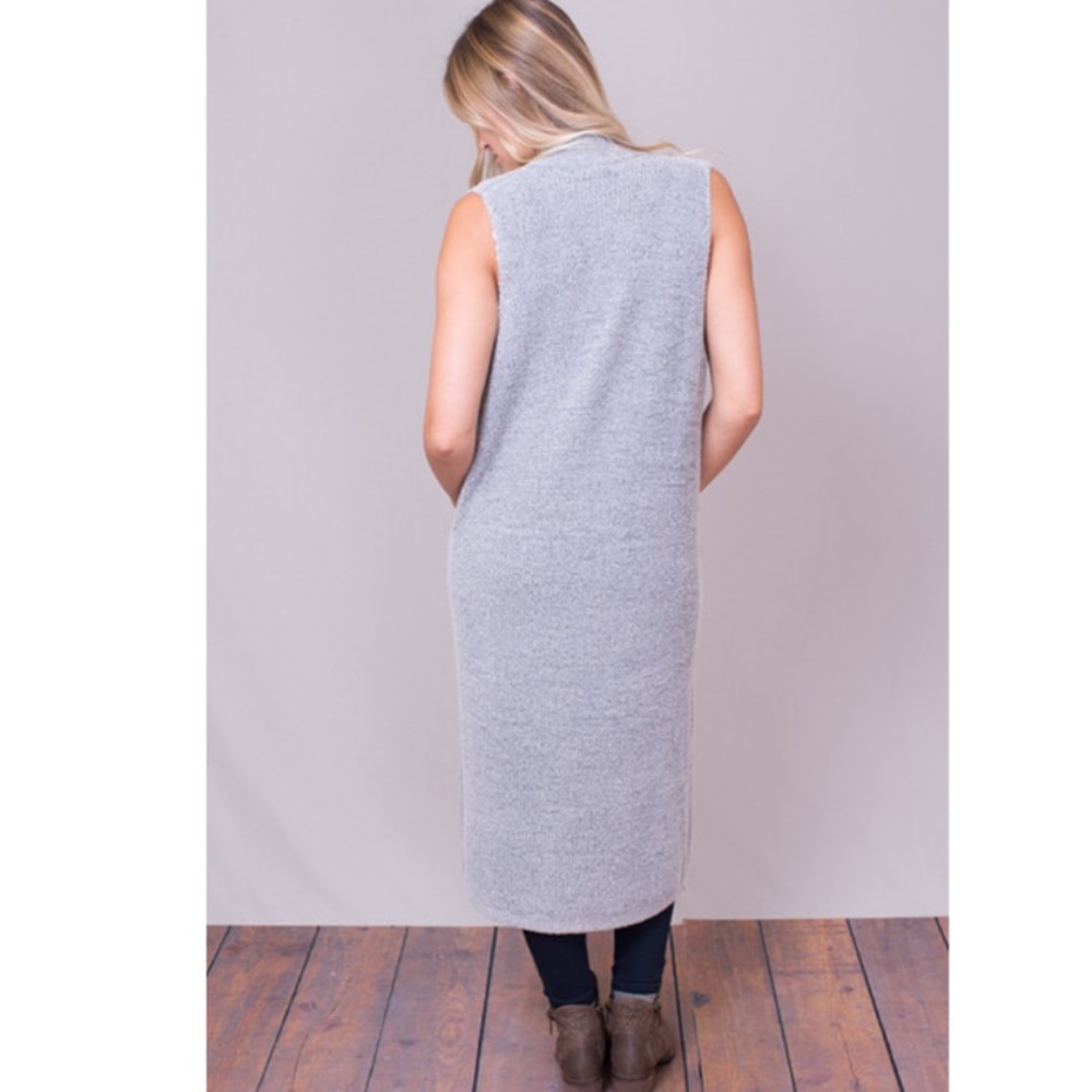 Mystree Silver Fox Sweater Vest - Picture 4 of 8